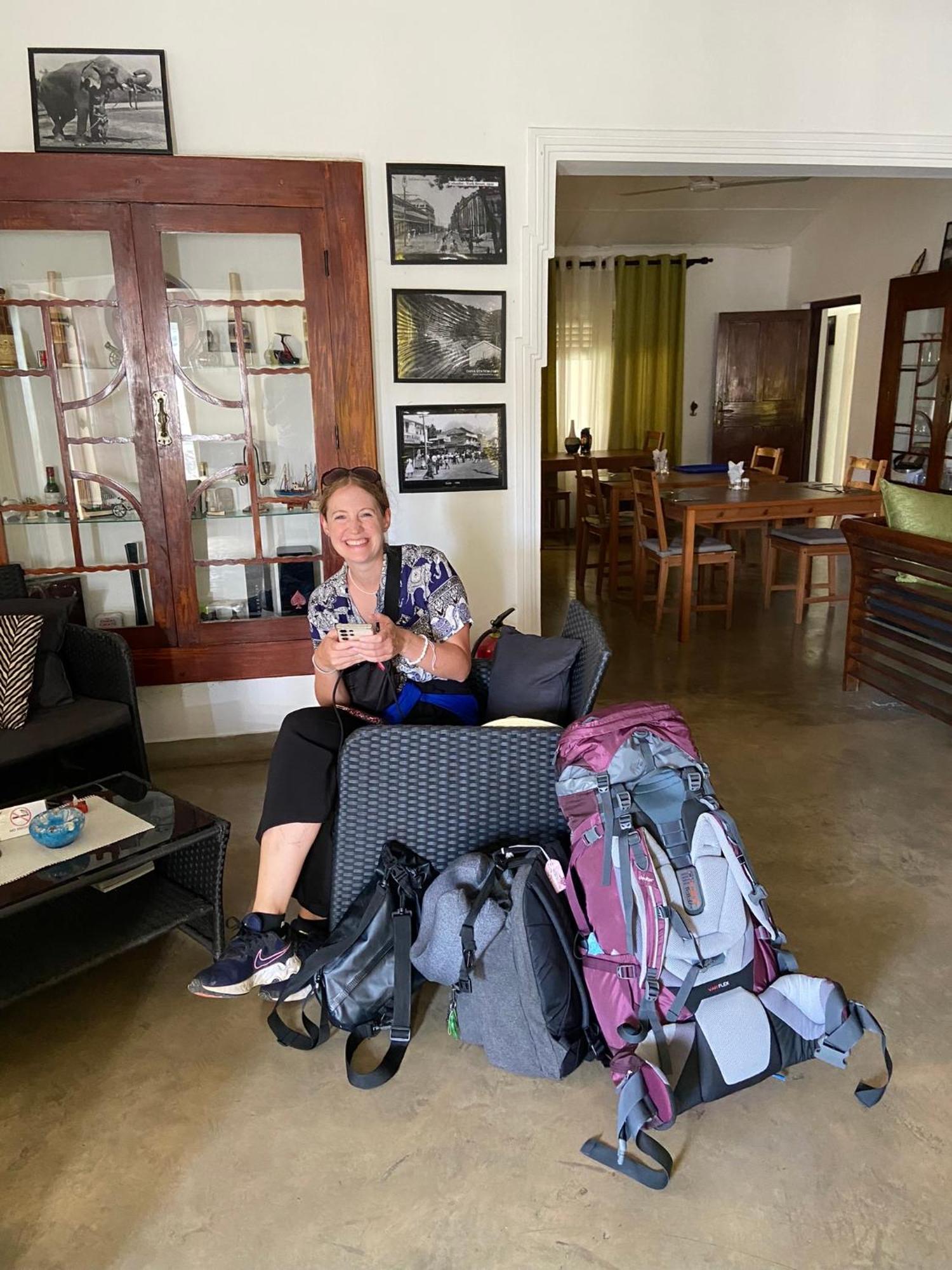 Dions Guest House Negombo Esterno foto